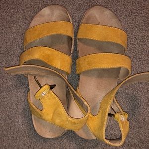 Women’s yellow espadrille sandals
